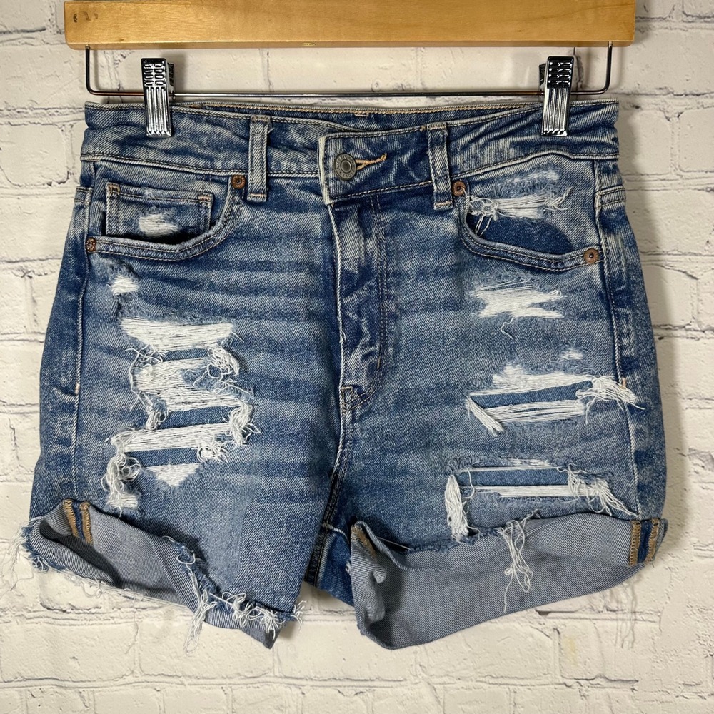 American Eagle Mom Shorts Womens 4 Blue Distressed High Waisted Denim Stretch